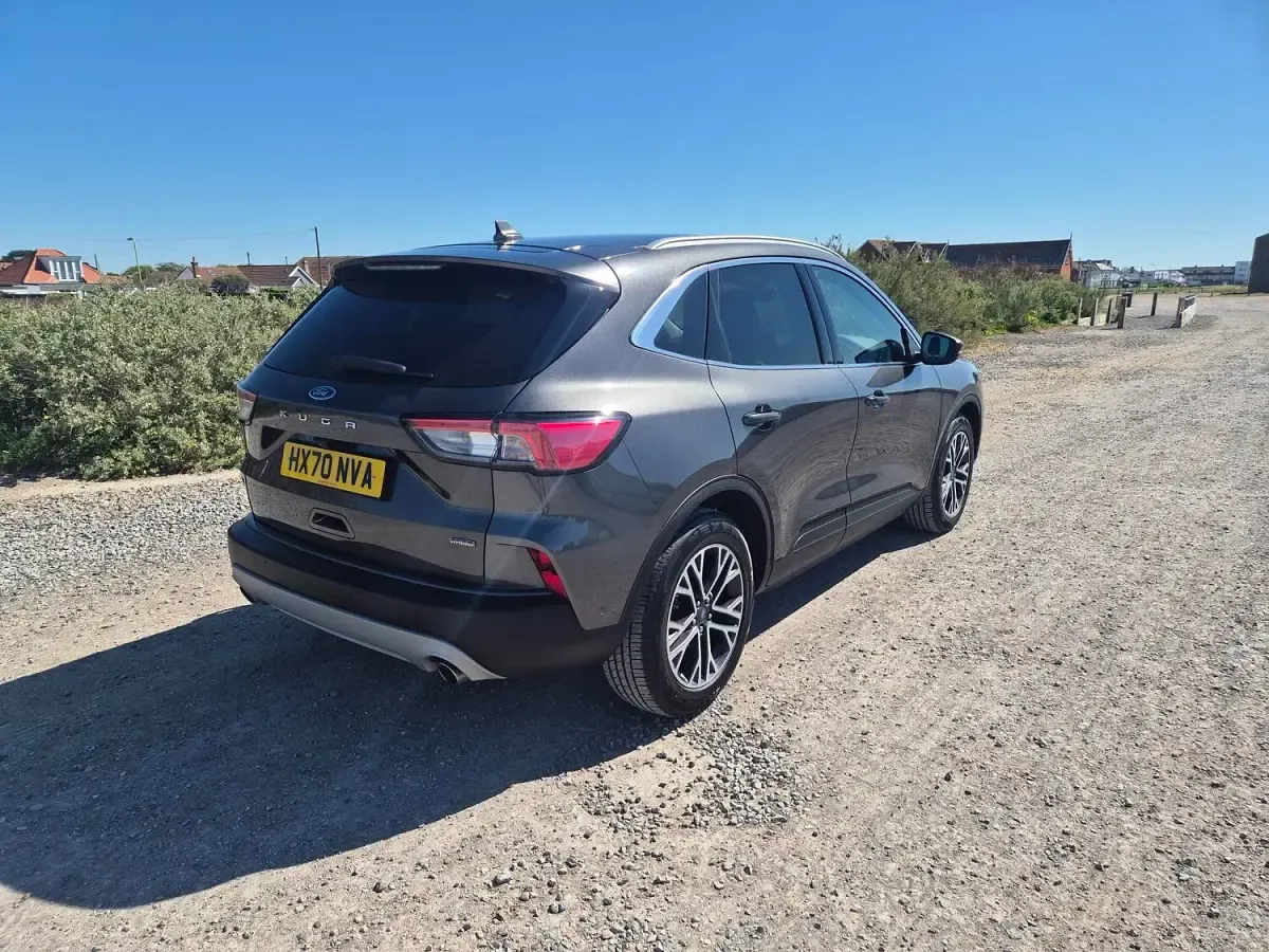 Used Ford Kuga Titanium 190 HP (139 kW) 2020 Grey SUV