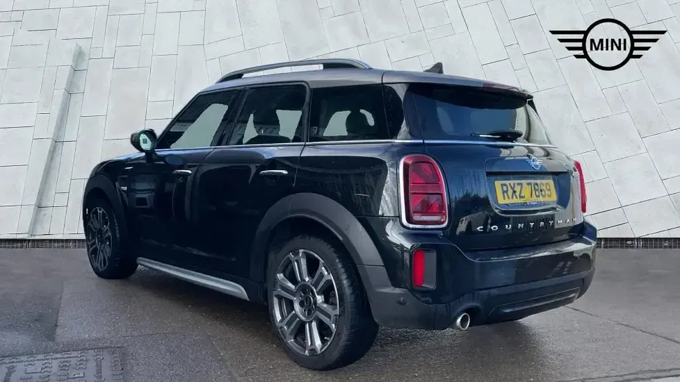 Used Mini Cooper Countryman Exclusive 134 HP (98 kW) 2022 Black SUV