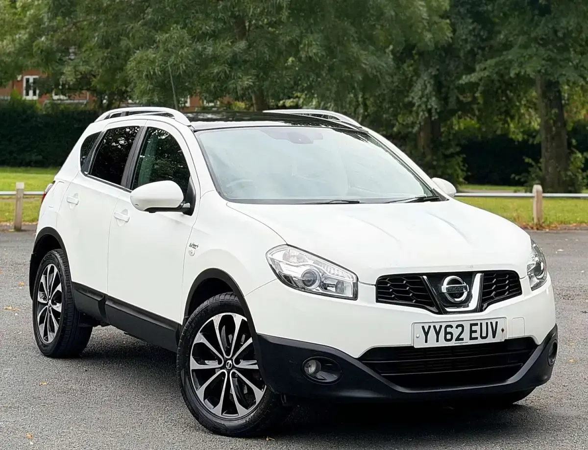 Used Nissan Qashqai N-TEC 110 HP (80 kW) 2012 White SUV