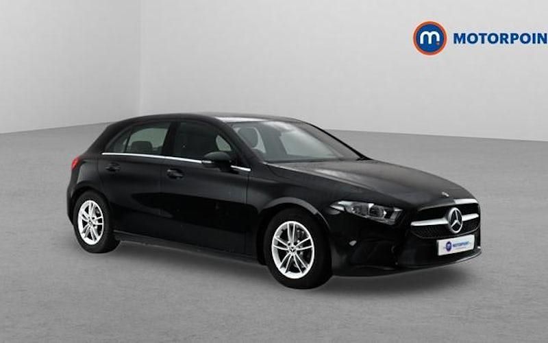 Used Mercedes A180 Executive 136 HP (100 kW) 2019 Black Hatchback