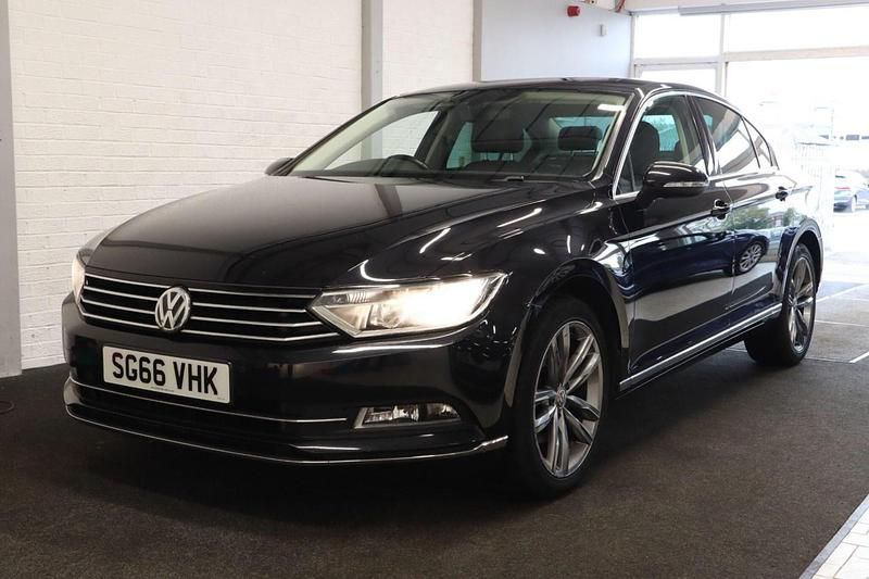 Black Used 2016 VW Passat GT Sedan | £9,750 (Fair price) - Image 1/4