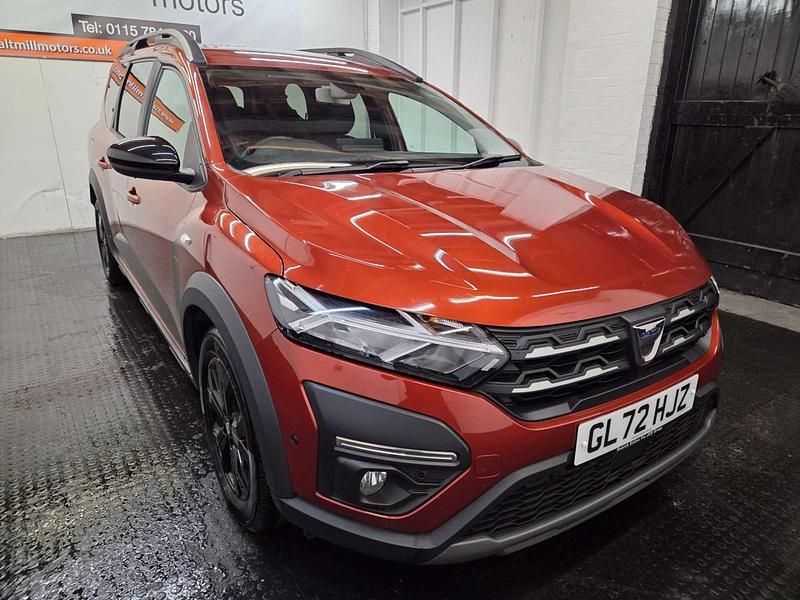 Brown Used 2022 Dacia Jogger Extreme MPV | £12,480 (Fair price) - Image 1/3