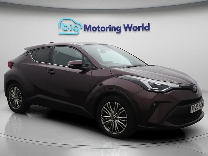 Purple Used 2023 Toyota C-HR SUV | £21,795 (Fair price) - Image 1/4