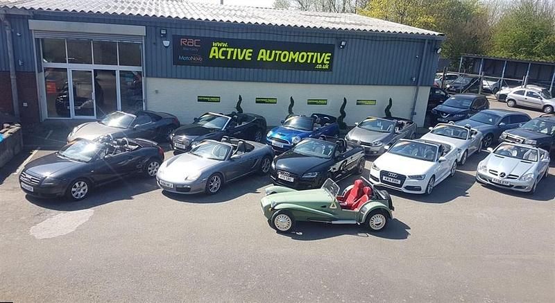 Used Mercedes A180 AMG line 2018 Blue Hatchback