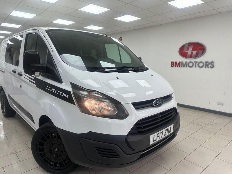 Used Ford Transit Custom 105 HP (77 kW) 2017 White Van