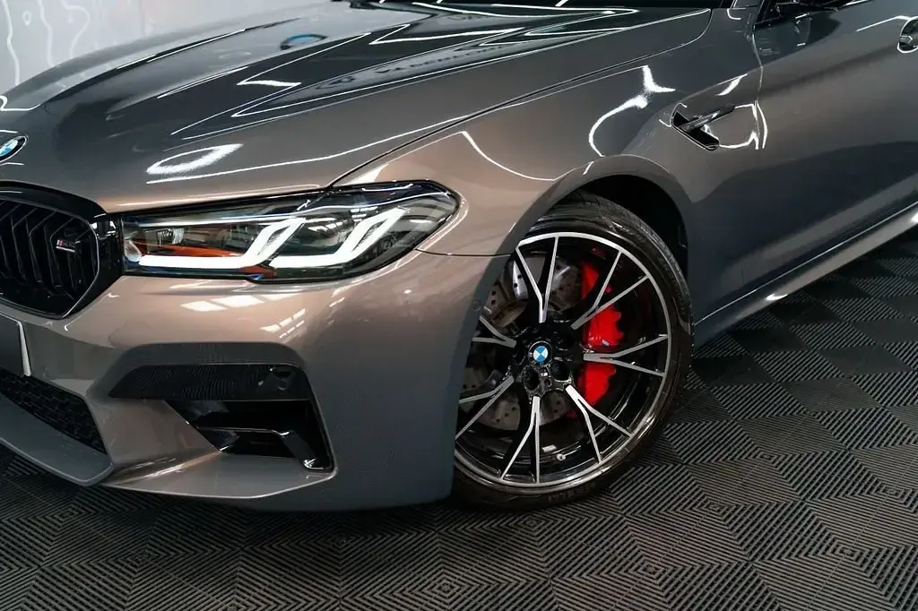 Usado BMW M5 Competition Edition 800 CV (588 kW) 2021 Gris Berlina