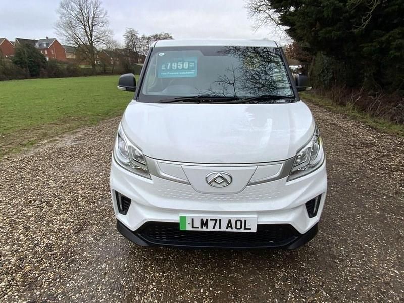 Used Maxus eDeliver 3 89 kW (122 HP) 2021 White Van