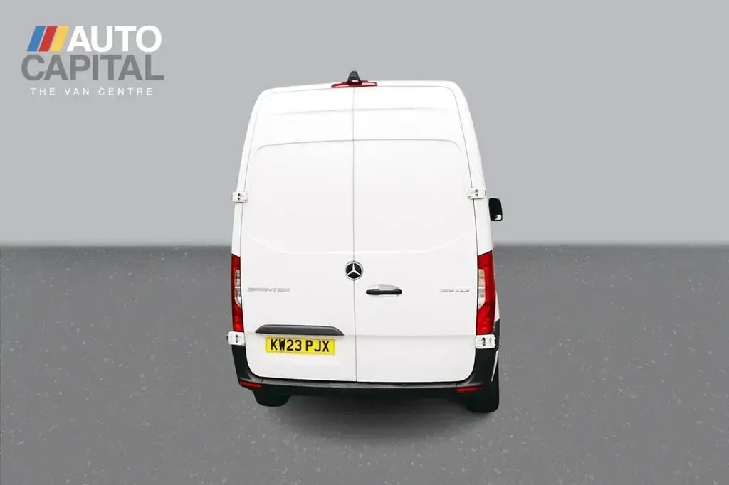 Used Mercedes Sprinter Premium 150 HP (110 kW) 2023 White Van