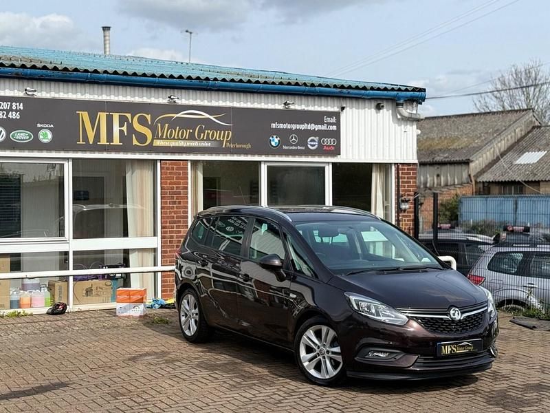 Used Vauxhall Zafira SRi 140 HP (102 kW) 2017 Brown MPV