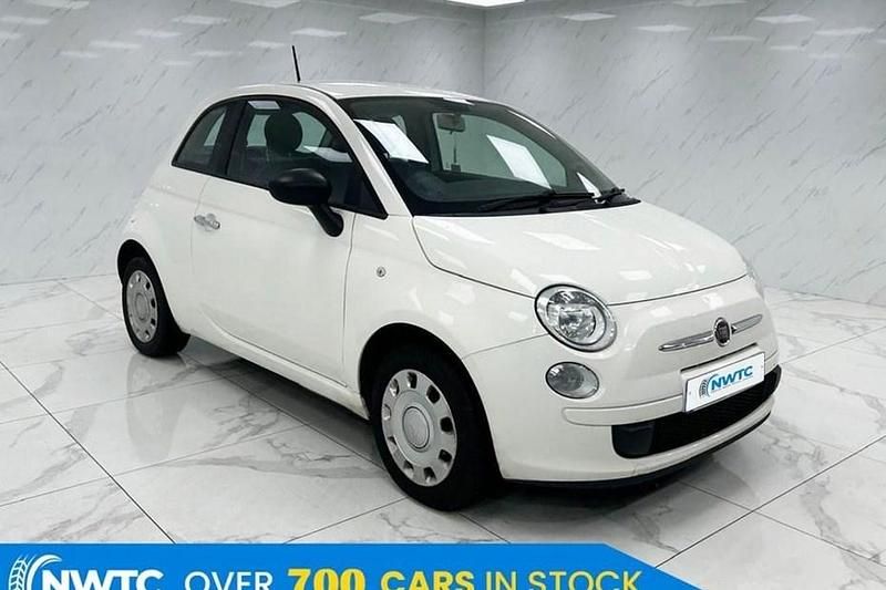 Used Fiat 500 Pop 69 HP (50 kW) 2015 White Hatchback