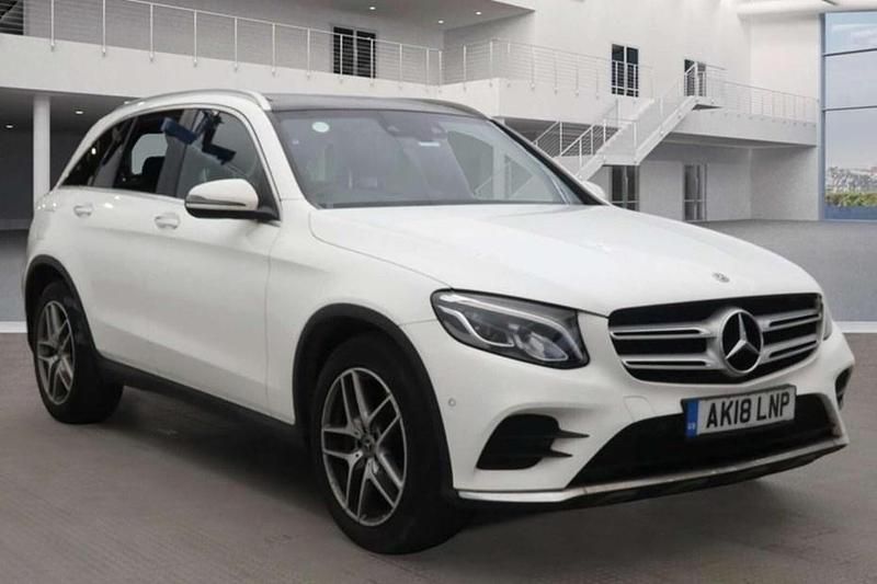 Used Mercedes GLC220 AMG Line Premium 170 HP (125 kW) 2018 White Estate
