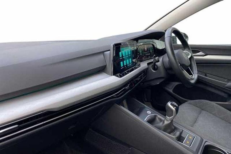 Used VW Golf VIII 130 HP (95 kW) 2023