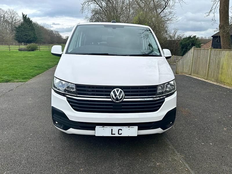 Used VW Transporter Highline 150 HP (110 kW) 2024 White Van