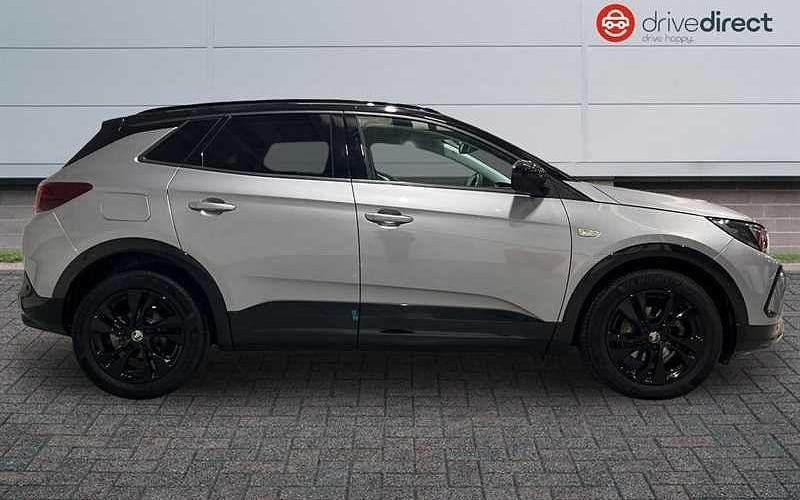 Used Vauxhall Grandland X 131 HP (96 kW) 2024 SUV