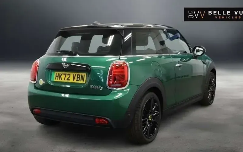 Used Mini Cooper Level 2 135 kW (184 HP) 2023 Hatchback