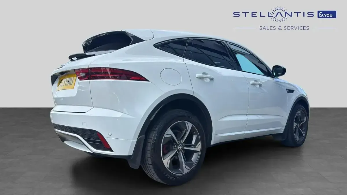 Used Jaguar E-Pace R-Dynamic 201 HP (147 kW) 2023 White SUV