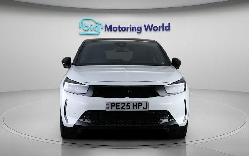 Used Vauxhall Corsa Ultimate 101 HP (74 kW) 2025 White Hatchback