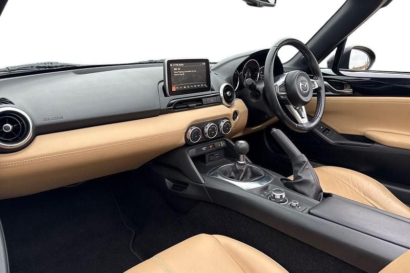 Used Mazda MX5 Inclusive 160 HP (117 kW) 2015 Black Cabriolet