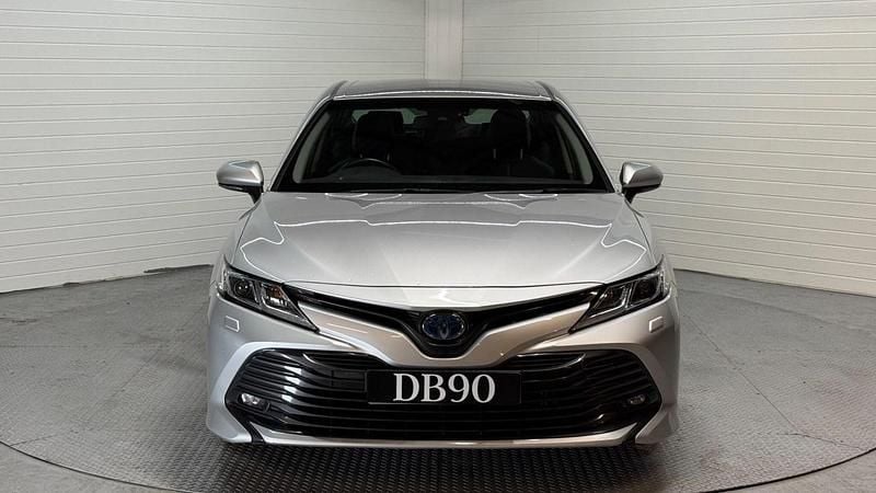 Used Toyota Camry Design 2021 Silver Sedan