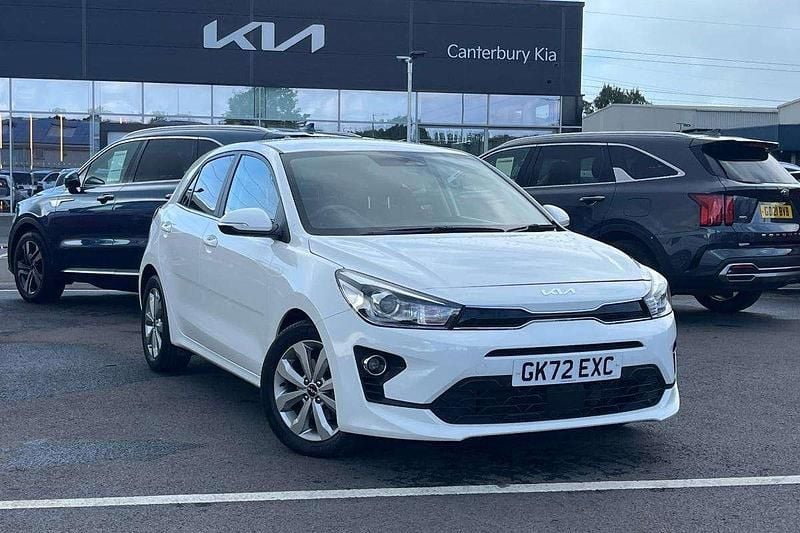 White Used 2020 Kia Stonic 2 SUV | £15,295 - Image 1/4