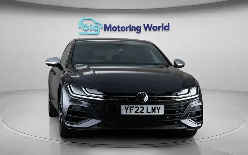 Used VW Arteon R 320 HP (235 kW) 2024 Estate