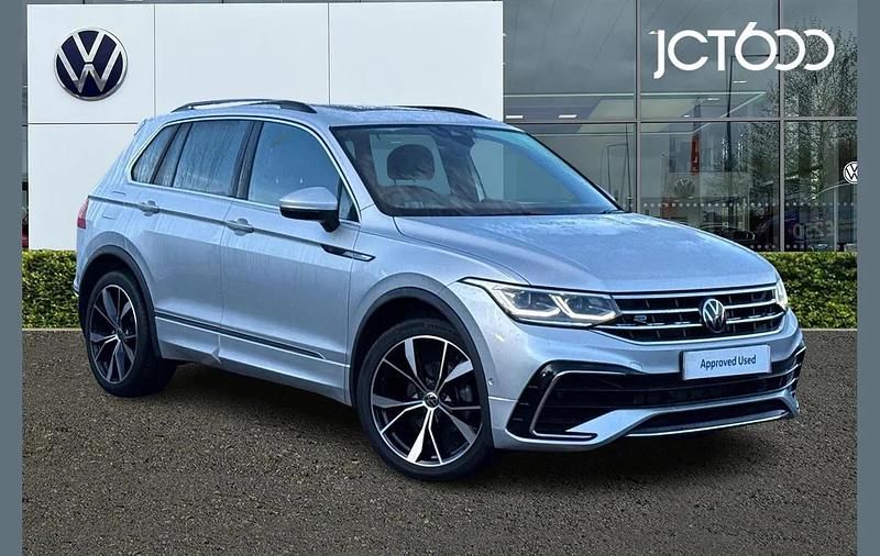 Silver Used 2023 VW Tiguan R-line SUV | £28,605 (Fair price) - Image 1/4