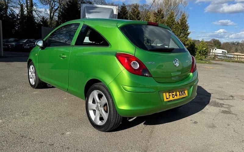 Used Vauxhall Corsa 65 HP (47 kW) 2014 Hatchback