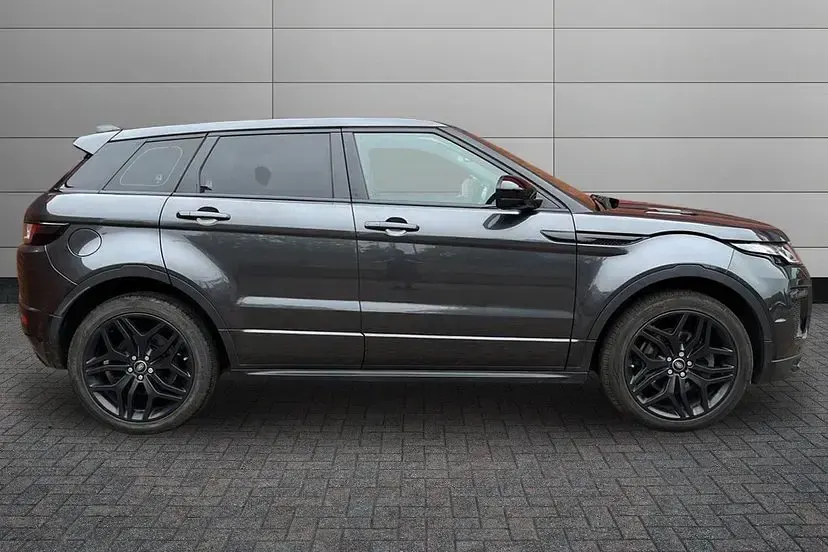 Used Land Rover Range Rover evoque HSE Dynamic 180 HP (132 kW) 2017 Grey SUV