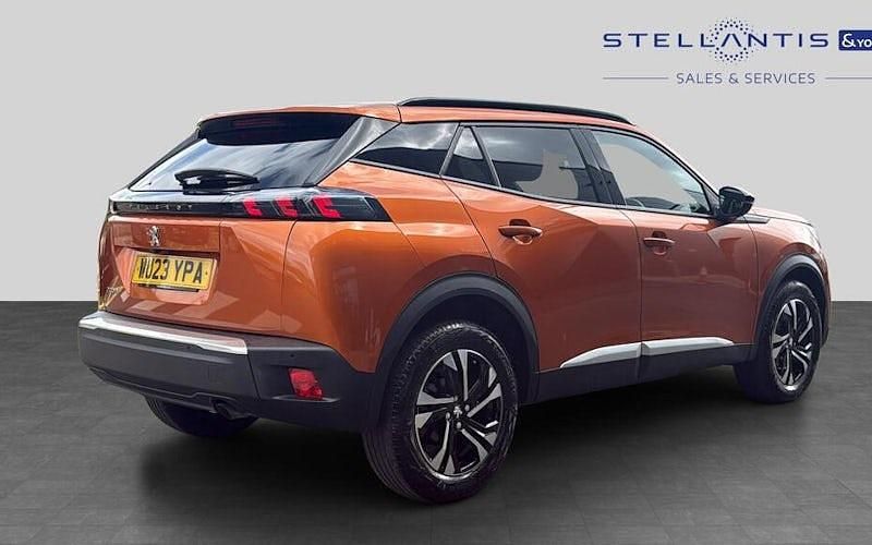 Used Peugeot 2008 Allure+ 101 HP (74 kW) 2023 SUV