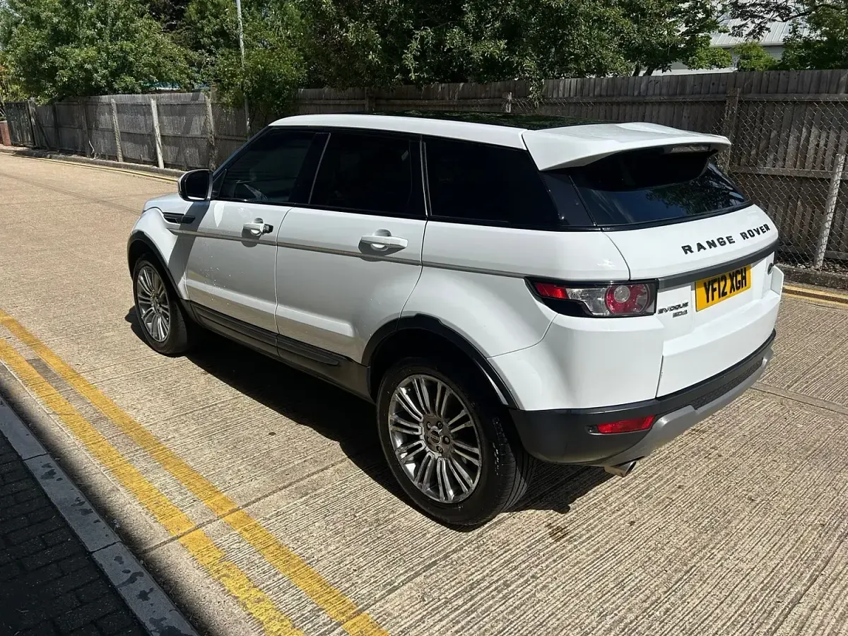 Used Land Rover Range Rover evoque Pure 2012 White SUV
