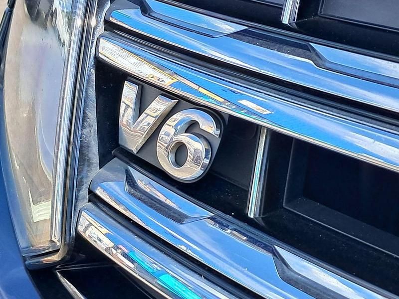 Used VW Amarok Highline 2017 Black Pickup