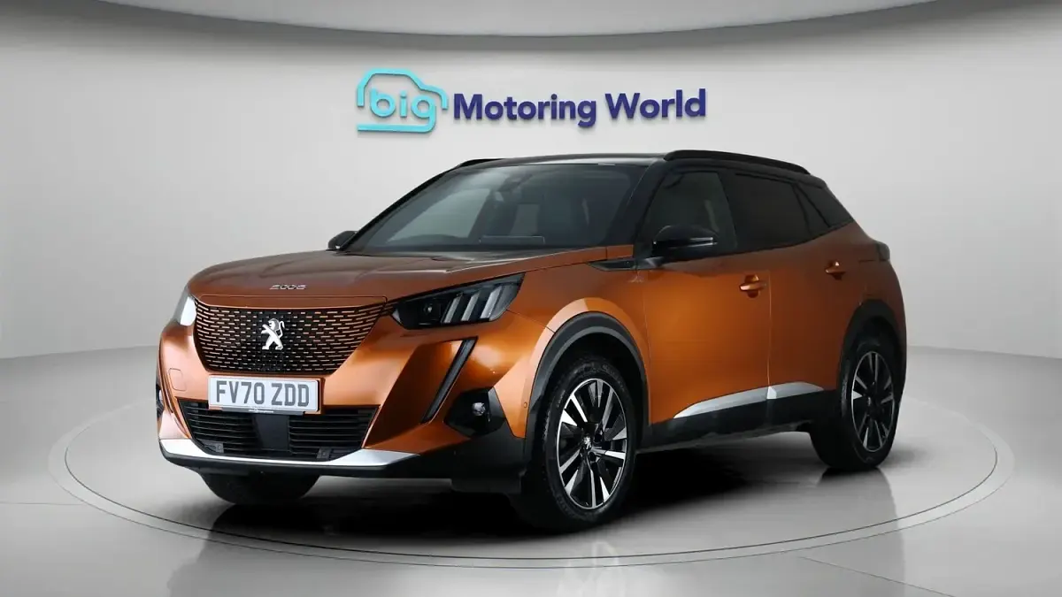Used Peugeot e-2008 GT-line 100 kW (136 HP) 2021 Orange SUV