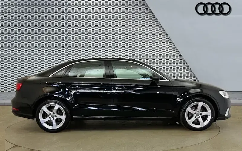Used Audi A3 Sport 150 HP (110 kW) 2019 Black Sedan