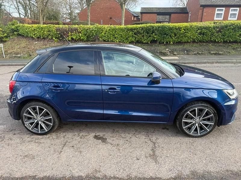Used Audi A1 Sportback Sport 125 HP (91 kW) 2016 Blue Hatchback