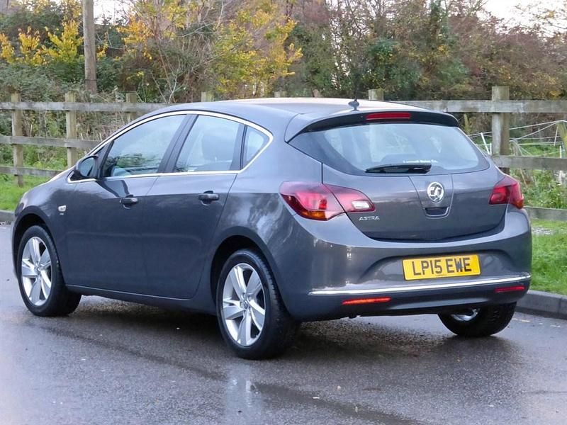 Used Vauxhall Astra SRi 2015 Grey Hatchback