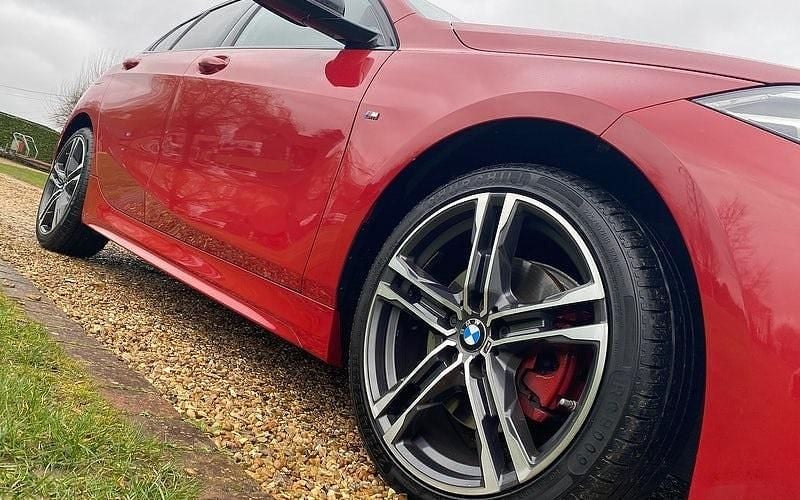 Used BMW 118 M Sport 140 HP (102 kW) 2020 Red Hatchback