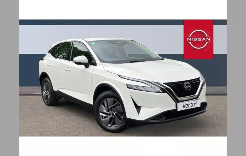White Used 2023 Nissan Qashqai Acenta Premium SUV | £16,405 (Good price) - Image 1/4