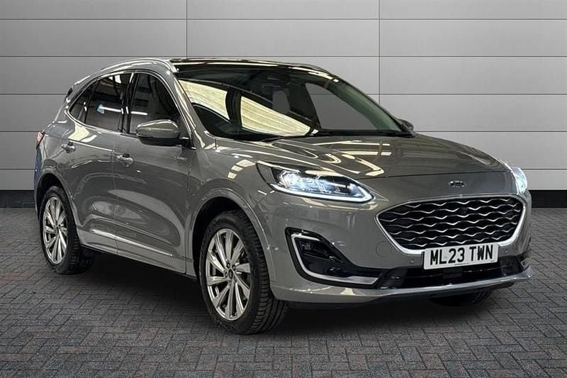 Used Ford Kuga Vignale 225 HP (165 kW) 2023 Silver SUV