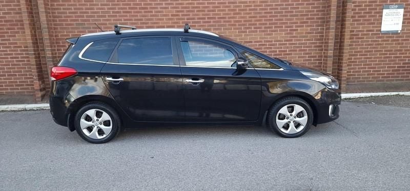 Used Kia Carens 2013 Black MPV