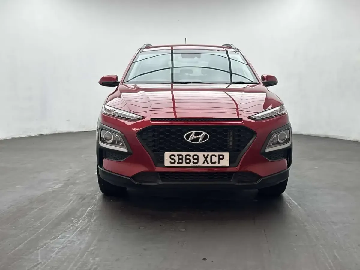 Used Hyundai Kona 120 HP (88 kW) 2020 Red SUV