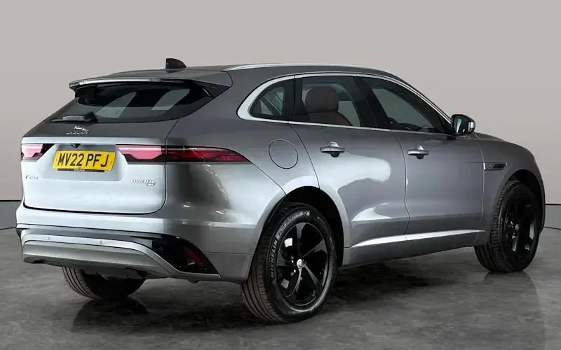Used Jaguar F-Pace R-Dynamic 404 HP (297 kW) 2022 Grey SUV