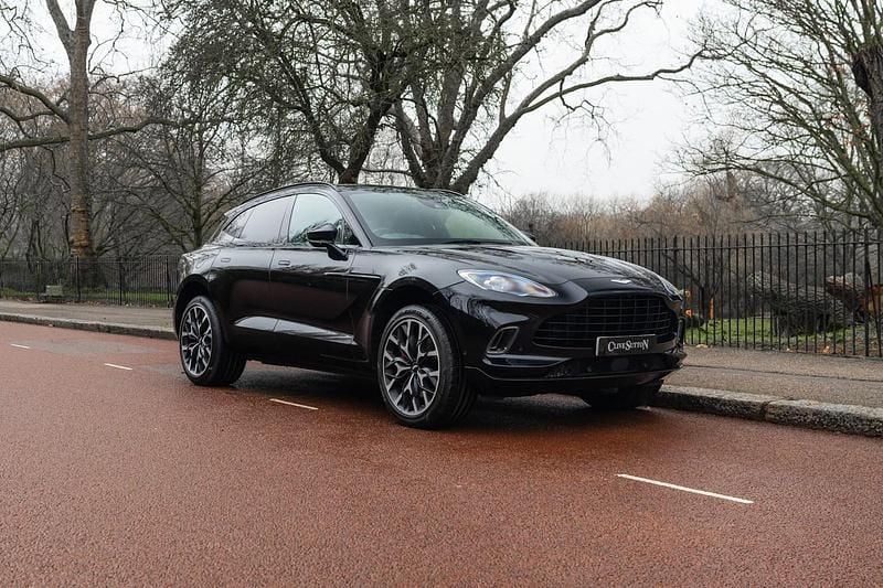 Used Aston Martin DBX 550 HP (404 kW) 2022 Black SUV