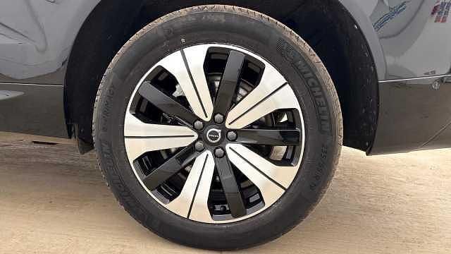 Used Volvo XC60 Plus 345 HP (253 kW) 2025 Black SUV