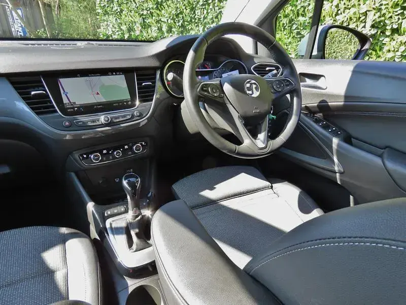Used Vauxhall Crossland Elite 130 HP (95 kW) 2021 Black SUV