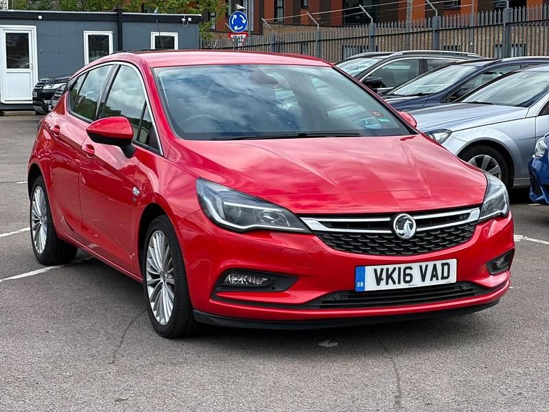 Used Vauxhall Astra Elite 2016 Red Hatchback
