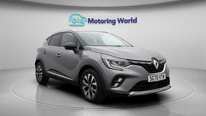 Used Renault Captur Version S 140 HP (102 kW) 2021 Grey SUV