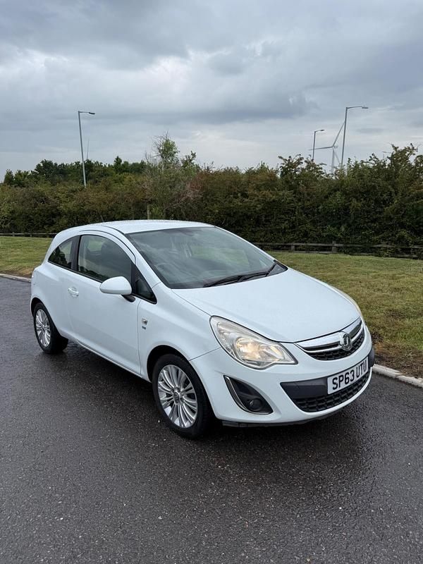 White Used 2013 Vauxhall Corsa Hatchback | £2,999 (Super price) - Image 1/4