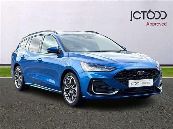 Blue Used 2022 Ford Focus ST-Line Estate | £16,221 (Fair price) - Image 1/4