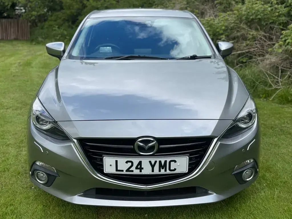 Used Mazda 3 Inclusive 165 HP (121 kW) 2015 Silver Hatchback