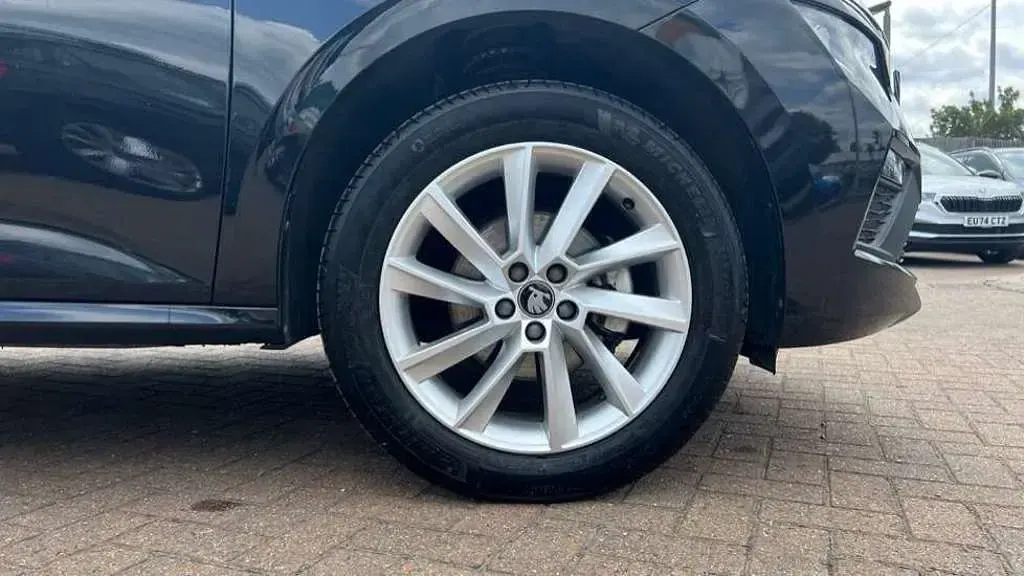Used Skoda Kamiq SE 116 HP (85 kW) 2025 Black SUV